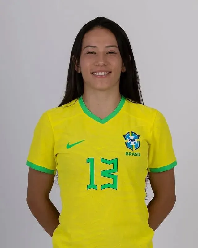 Bruninha já vestiu a Amarelinha. Foto: Divulgação/CBF