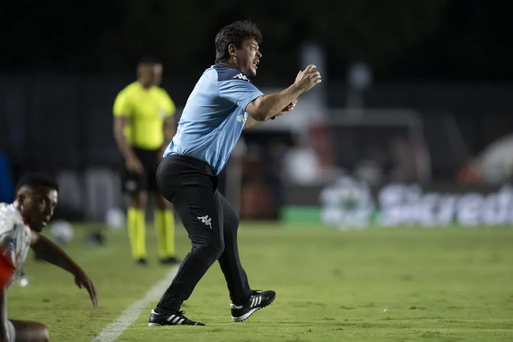 Diniz não conseguiu trazer os três pontos. Foto: Jorge Rodrigues/AGIF