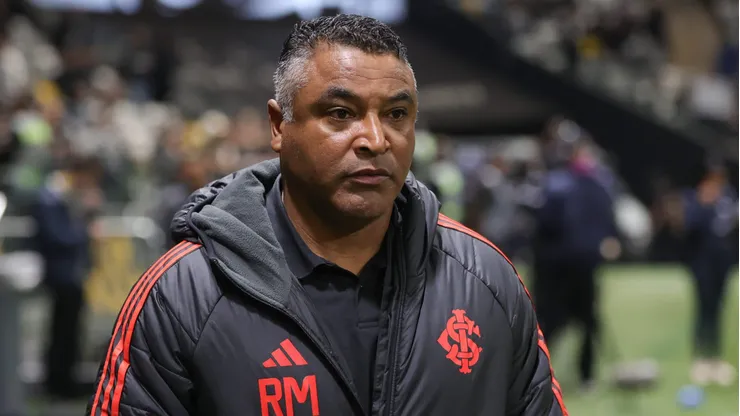 Roger Machado assume responsabilidade sobre derrota