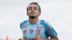 Matheus Gonçalves está de saída do Flamengo e futuro é definido - Fotos: Gilvan de Souza/Flamengo