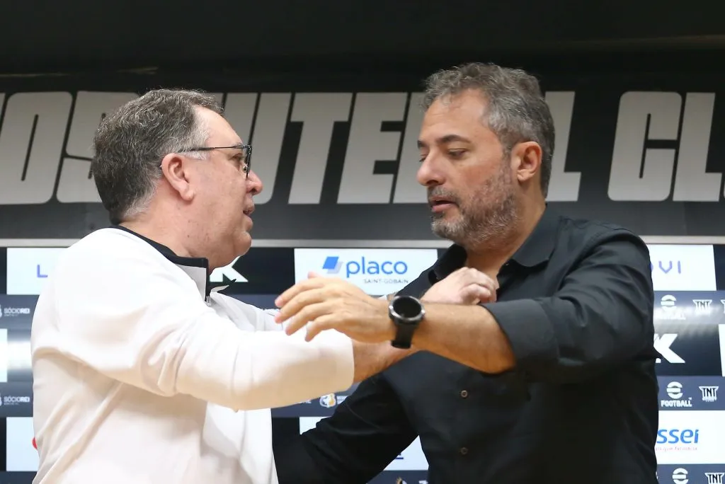 Alexandre Mattos e Marcelo Teixeira estão debatendo a possível venda. Foto: Mauricio de Souza/AGIF