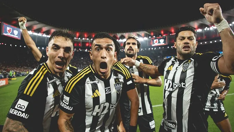 Cuello comemora gol contra Flamengo. Foto: Pedro Souza / Atlético