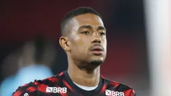 Samu Lino durante aquecimento no Maracanã