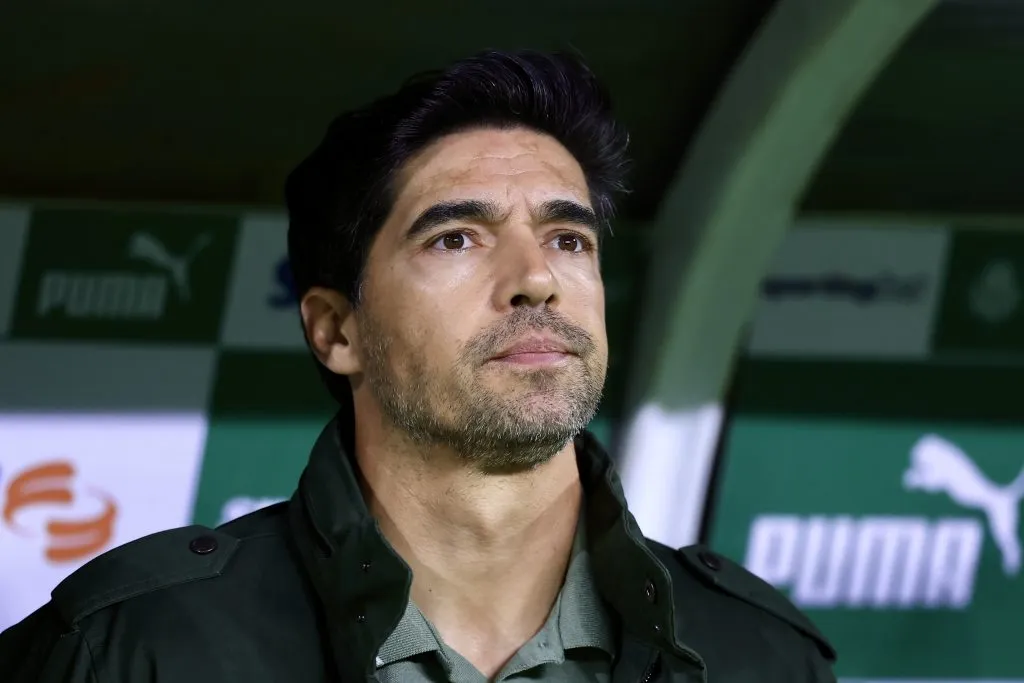 SP – SAO PAULO – 26/07/2025 – BRASILEIRO A 2025, PALMEIRAS X GREMIO – Abel Ferreira tecnico do Palmeiras durante partida contra o Gremio no estadio Arena Allianz Parque pelo campeonato Brasileiro A 2025. Foto: Marcello Zambrana/AGIF
