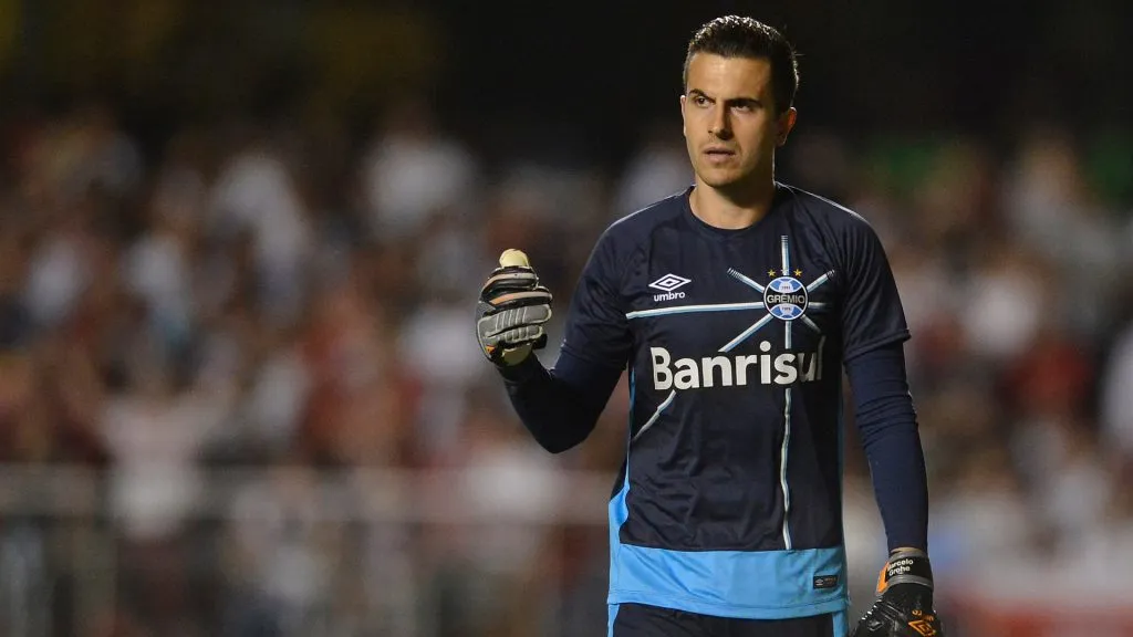 Marcelo Grohe em ação pelo Grêmio no Brasileirão de 2016 – Foto: Mauro Horita/AGIF