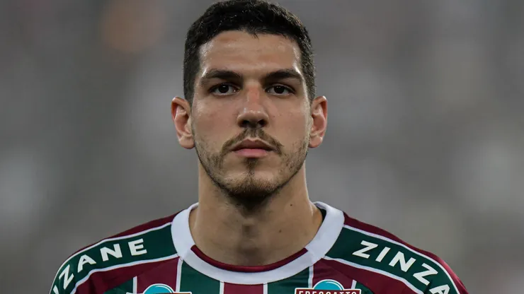 Jogador tem o futuro incerto - Foto: Thiago Ribeiro/AGIF.