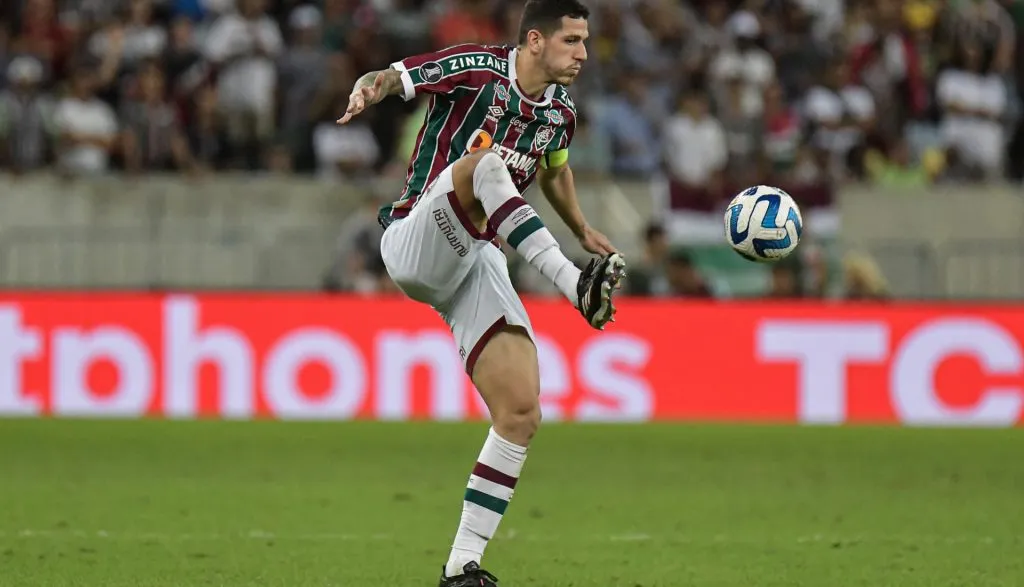Nino durante a passagem pelo Fluminense – Foto: Thiago Ribeiro/AGIF