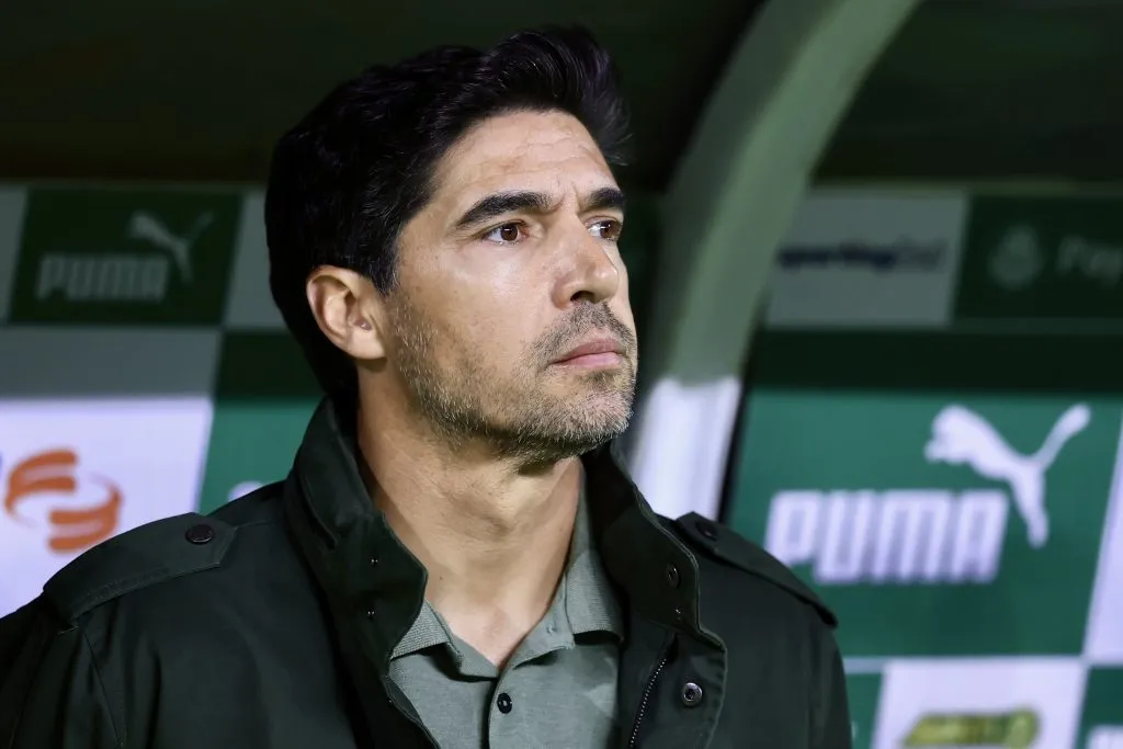 SP – SAO PAULO – 26/07/2025 – BRASILEIRO A 2025, PALMEIRAS X GREMIO – Abel Ferreira tecnico do Palmeiras durante partida contra o Gremio no estadio Arena Allianz Parque pelo campeonato Brasileiro A 2025. Foto: Marcello Zambrana/AGIF