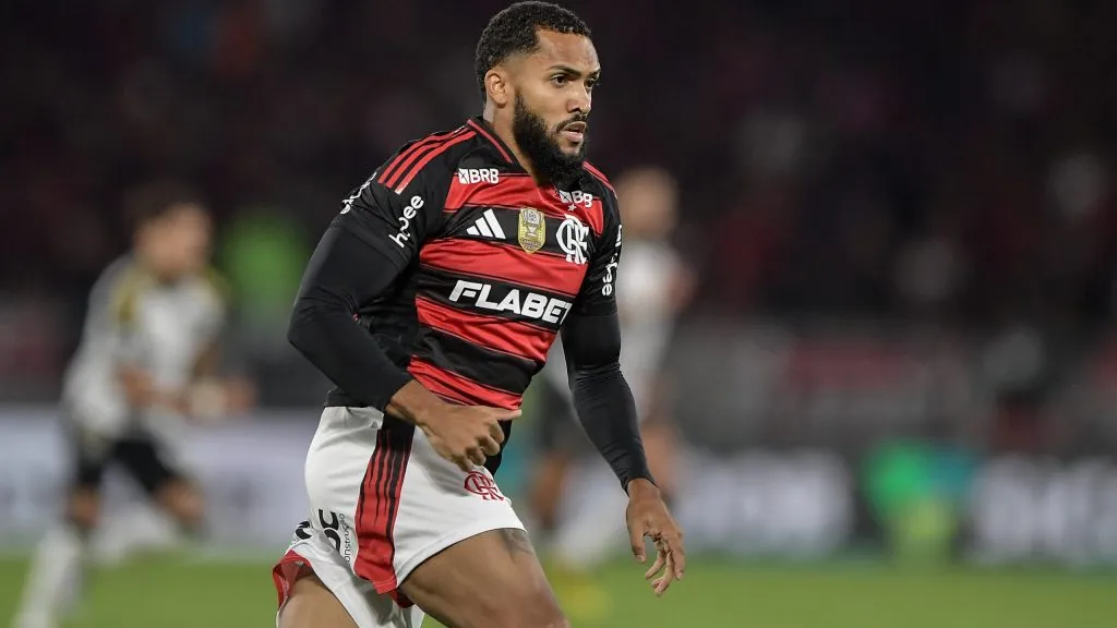 Juninho durante partida. Foto: Thiago Ribeiro/AGIF