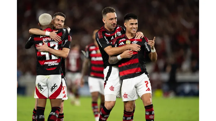 Flamengo confirma desfalque de Luiz Araújo e retorno de Victor Hugo. Foto: Jorge Rodrigues/AGIF