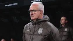 Dorival Junior tecnico do Corinthians durante partida contra o Palmeiras no estadio Arena Corinthians pelo campeonato Copa Do Brasil 2025. Foto: Ettore Chiereguini/AGIF