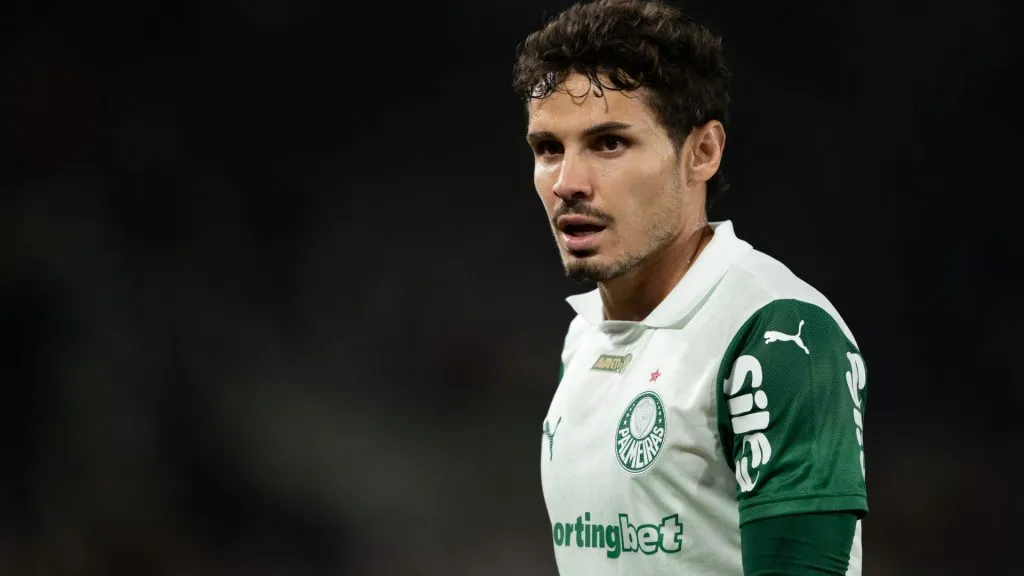 Veiga deve ser titular neste domingo (3) – Foto: Jorge Rodrigues/AGIF