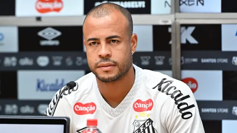 Mayke foi apresentado pelo Santos nesta semana. Foto: Jota Erre/AGIF