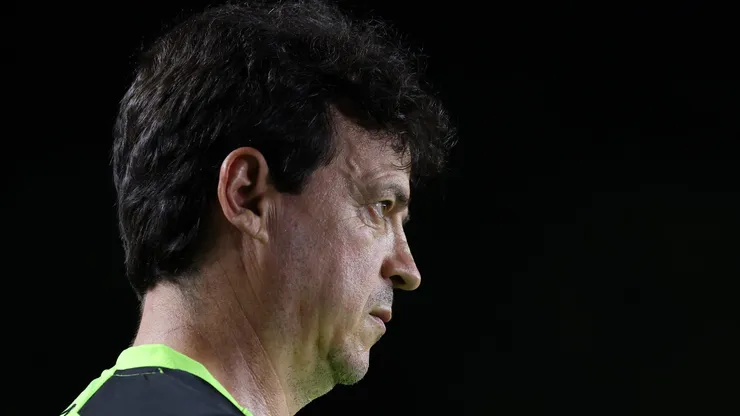 Diniz desabafa após nova derrota, mas esconde detalhe importante sobre o futuro do Vasco(Photo by Wagner Meier/Getty Images)