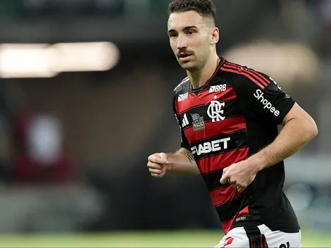 Léo Ortiz é ovacionado durante vitória do Flamengo contra o Ceará