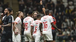 Eduardo Sasha sendo expulso pelo Campeonato brasileiro