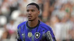 RJ - RIO DE JANEIRO - 03/08/2025 - BRASILEIRO A 2025, BOTAFOGO X CRUZEIRO - John goleiro do Botafogo durante partida contra o Cruzeiro no estadio Engenhao pelo campeonato Brasileiro A 2025.