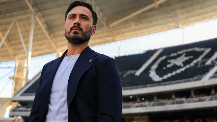 "Quero que agosto acabe logo", diz técnico do Botafogo, Ancelotti, mas o motivo surpreende (Photo by Buda Mendes/Getty Images)