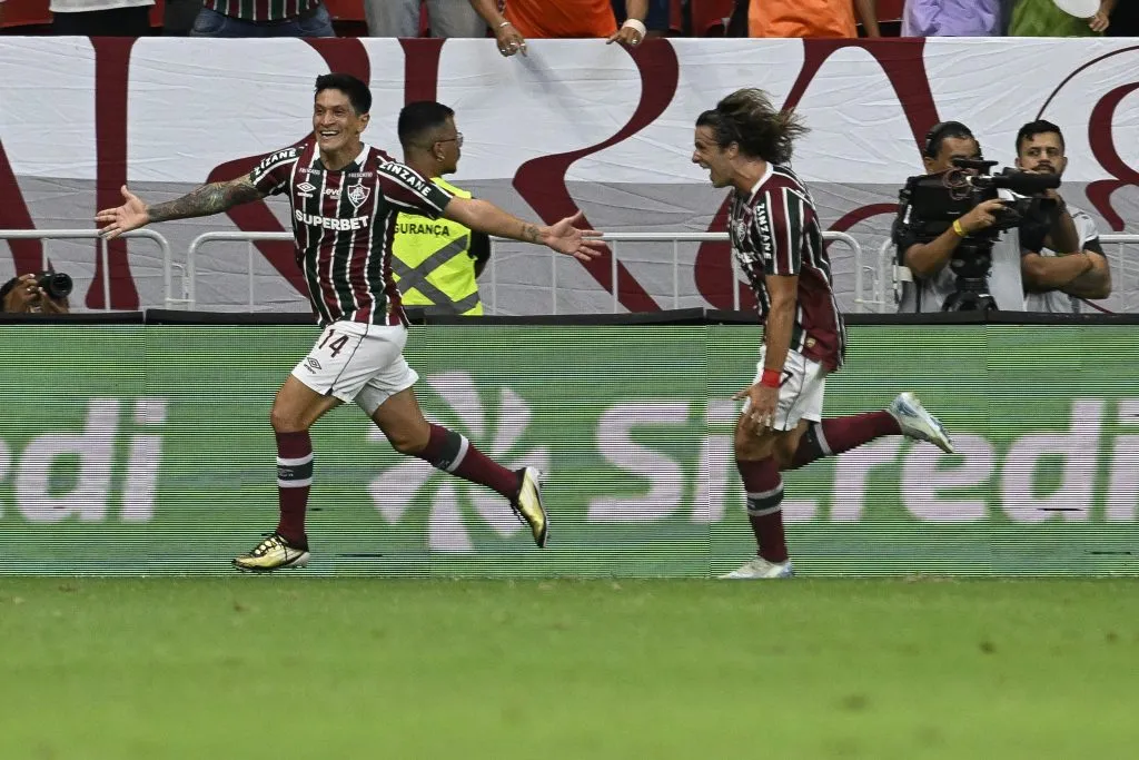 DF – BRASILIA – 05/02/2025 – CARIOCA 2025, VASCO X FLUMINENSE – German Cano jogador do Fluminense comemora seu gol durante partida contra o Vasco no estadio Mane Garrincha pelo campeonato Carioca 2025. Foto: Mateus Bonomi/AGIF