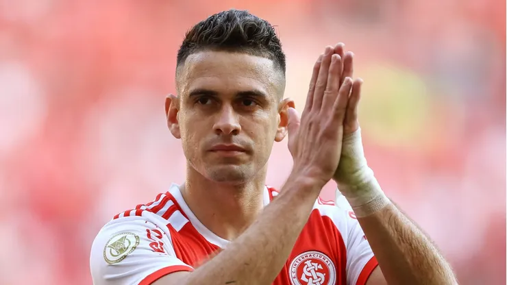 Rafael Borré, atacante do Inter em partida do campeonato brasileiro