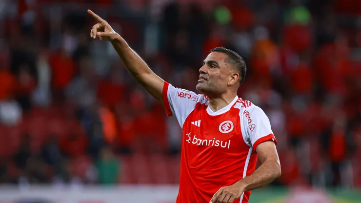 Gabriel Mercado jogador do Internacional comemora seu gol durante partida contra o Cuiaba no estadio Beira-Rio pelo campeonato Brasileiro A 2024. Foto: Maxi Franzoi/AGIF