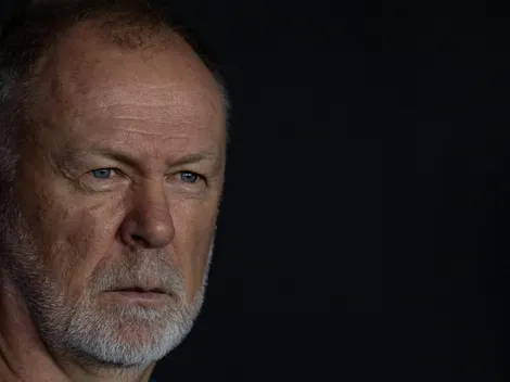 Mano Menezes deve fazer 5 mudanças no Grêmio contra Sport