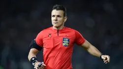 RJ - RIO DE JANEIRO - 05/10/2024 - BRASILEIRO A 2024, VASCO X JUVENTUDE - O arbitro Caio Max Augusto Vieira durante partida entre Vasco e Juventude no estadio Sao Januario pelo campeonato Brasileiro A 2024. Foto: Thiago Ribeiro/AGIF