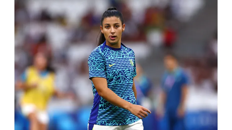 MARSEILLE, FRANCE - AUGUST 06: Duda Sampaio #5 of Team Brazil warms up prior to the Women's semifinal match between Brazil and Spain during the Olympic Games Paris 2024 at Stade de Marseille on August 06, 2024 in Marseille, France. (Photo by Phil Walter/Getty Images)
