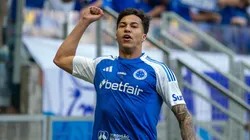 Kaio Jorge jogador do Cruzeiro comemora seu gol - Foto: Fernando Moreno/AGIF