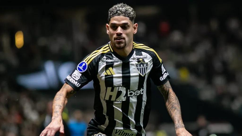 Bracks revela negócio para saída de Rubens – Foto: Fernando Moreno/AGIF