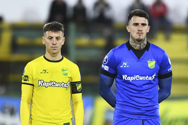 Nicolás Tripichio jogou com Crespo no Defensa y Justicia - (Photo by Rodrigo Valle/Getty Images).