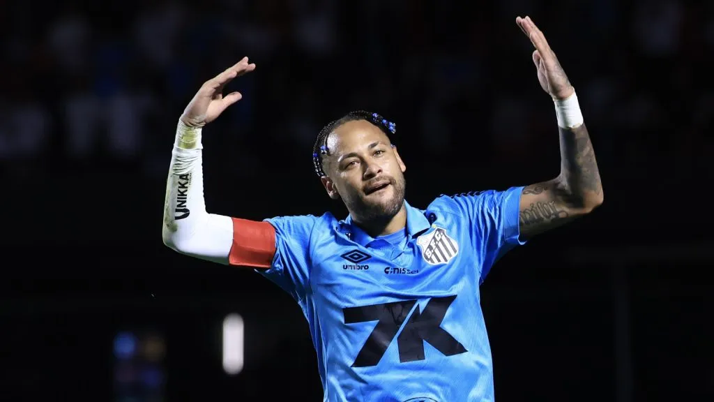 Neymar, jogador do Peixe. Foto: Marcello Zambrana/AGIF.