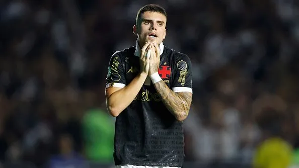 Gabriel Pec lamentando no Vasco. Foto: Wagner Meier/Getty Images
