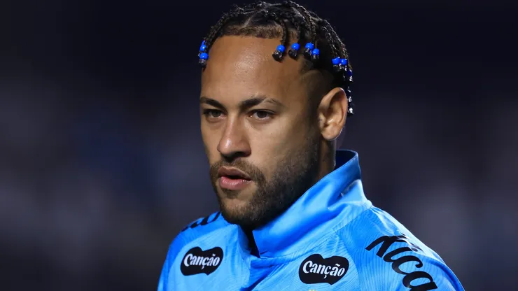 Neymar jogando no Morumbis pelo Santos - Foto: AGIF