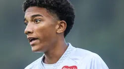 Robinho Jr subiu para o profissional - Foto: Reinaldo Campos/Santos FC.