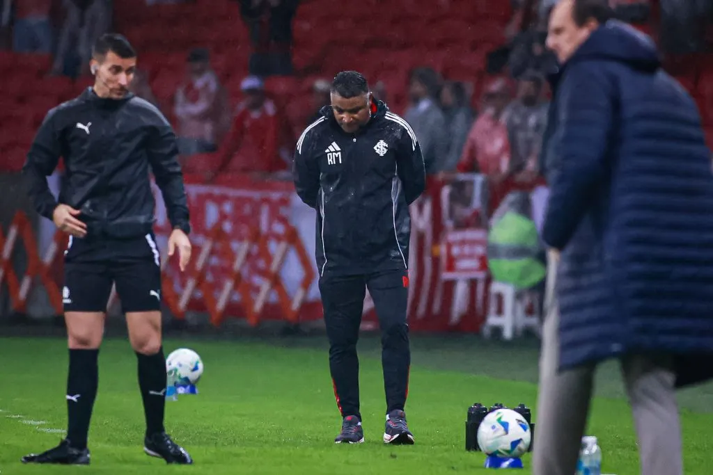 Roger Machado técnico do Internacional –  Foto: Maxi Franzoi/AGIF