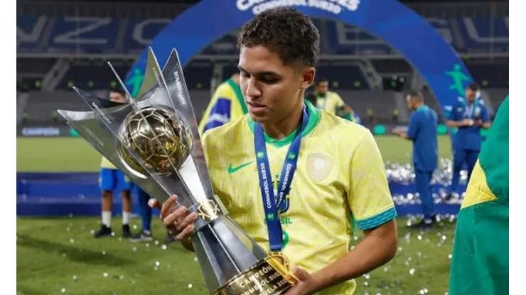 Paulinho, lateral-direito do Vasco da Gama na seleção brasileiro sub-20