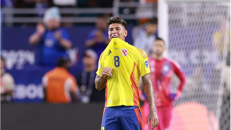 Carrascal em ação pela Seleção Colombiana. Photo by Carmen Mandato/Getty Images