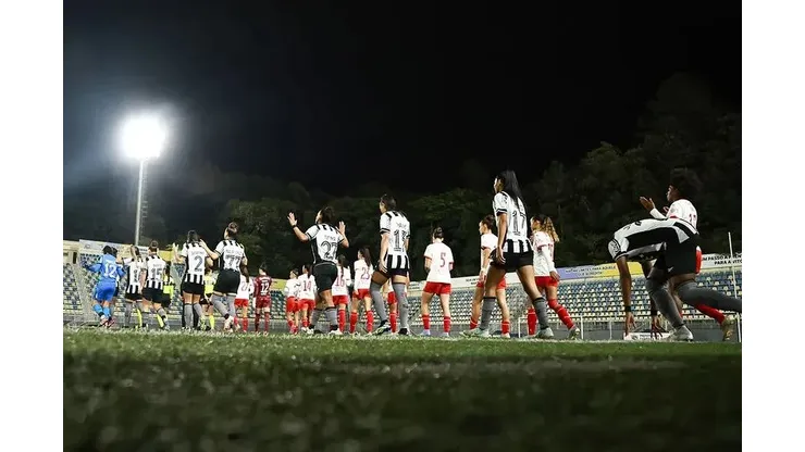 Bragantino x Botafogo. Foto: Rebeca Reis/Staff Images Woman/CBF