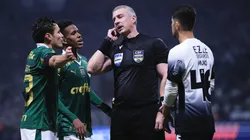 Daronco apitando Palmeiras x Corinthians pelo Brasileirão 2024- Foto: Ettore Chiereguini/AGIF