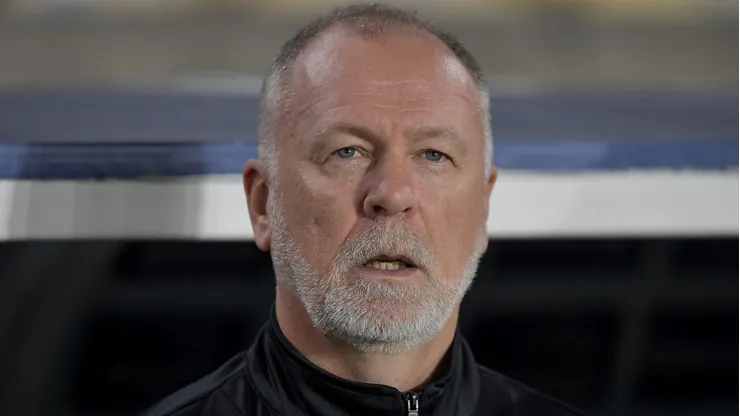 Mano Menezes vem sendo pressionado pela torcida do Grêmio