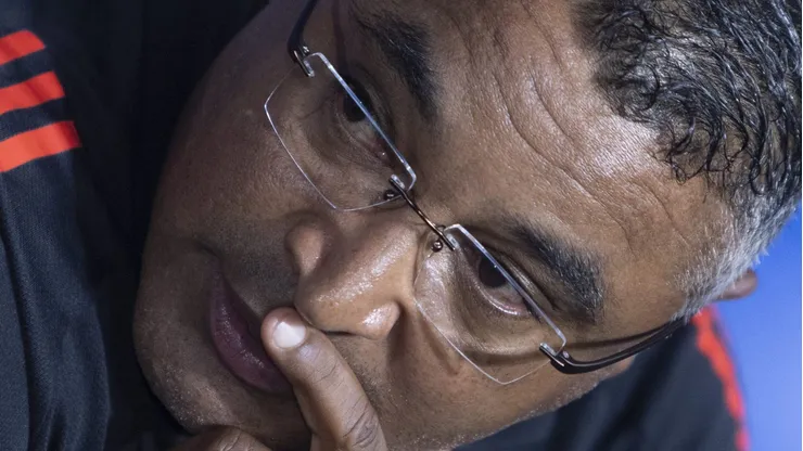Roger Machado, técnico do Internacional em partida do campeonato brasileiro