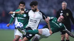 Anibal Moreno jogador do Palmeiras disputa lance com Yuri Alberto jogador do Corinthians durante partida no estadio Arena Allianz Parque pelo campeonato Copa Do Brasil 2025. Foto: Ettore Chiereguini/AGIF