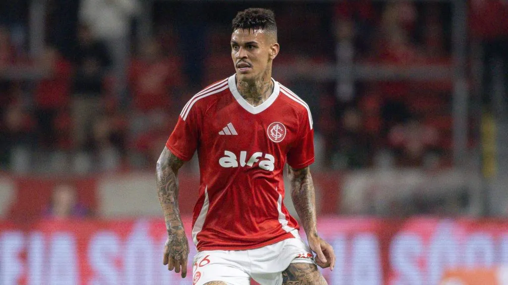 Richard, jogador do Internacional durante partida contra o São Paulo. Foto: Maxi Franzoi/AGIF