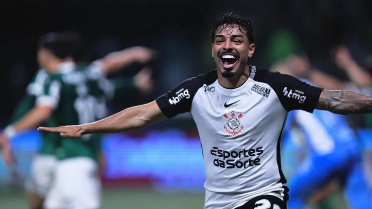 Bidu comemorando gol marcado no Allianz Parque, contra o Palmeiras. Foto: Ettore Chiereguini/AGIF