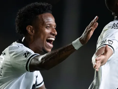 Vasco leva 16s com bola no pé e faz 'pintura' contra CSA