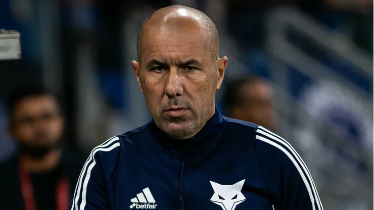 Leonardo Jardim expõe bastidores após classificação do Galo