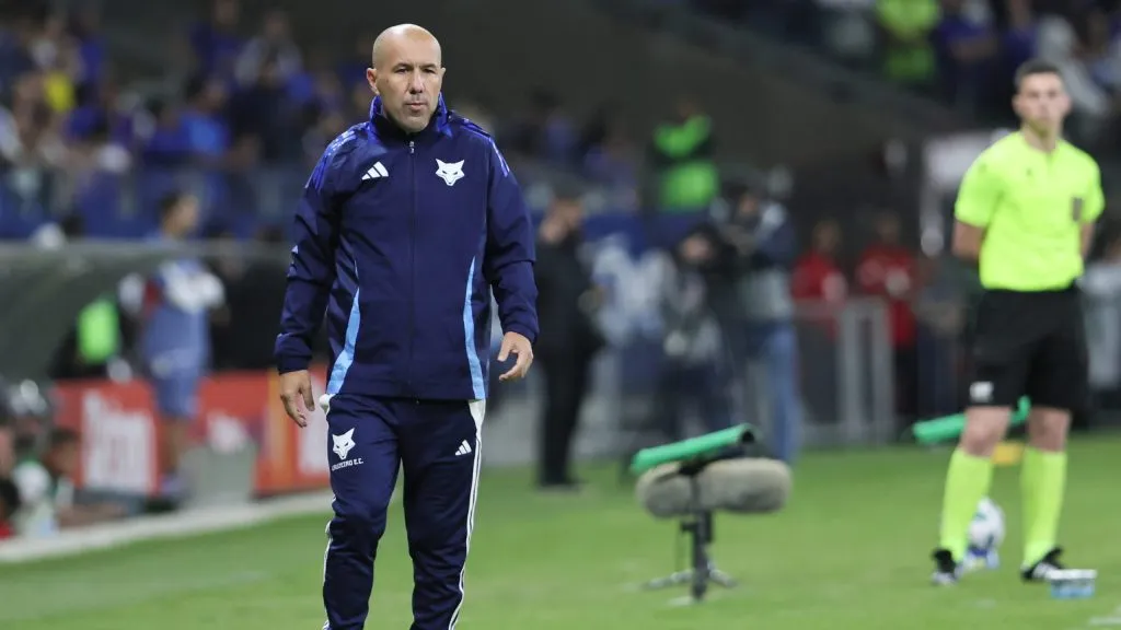 Leo Jardim expõe bastidores após classificação – Foto: Gilson Lobo/AGIF