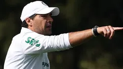 Abel Ferreira em treino na Academia de Futebol p