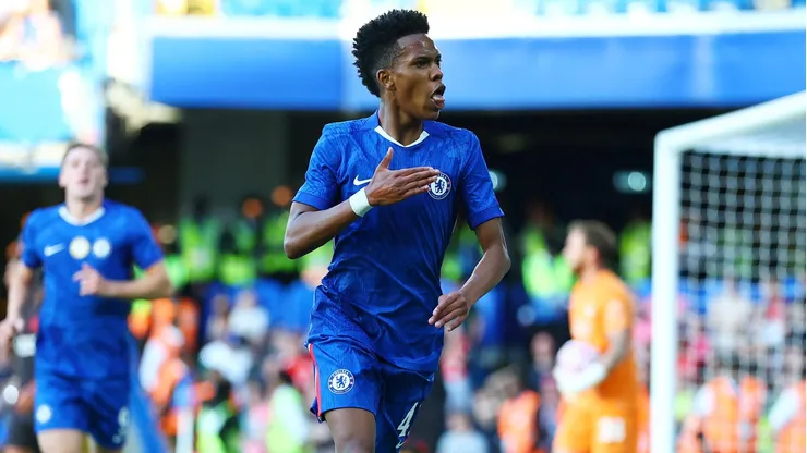 LONDON, ENGLAND - AUGUST 08: Estevao of Chelsea celebrates scoring his team's first goal during the pre-season friendly match between Chelsea and Bayer Leverkusen at Stamford Bridge on August 08, 2025 in London, England. (Photo by Bryn Lennon/Getty Images)